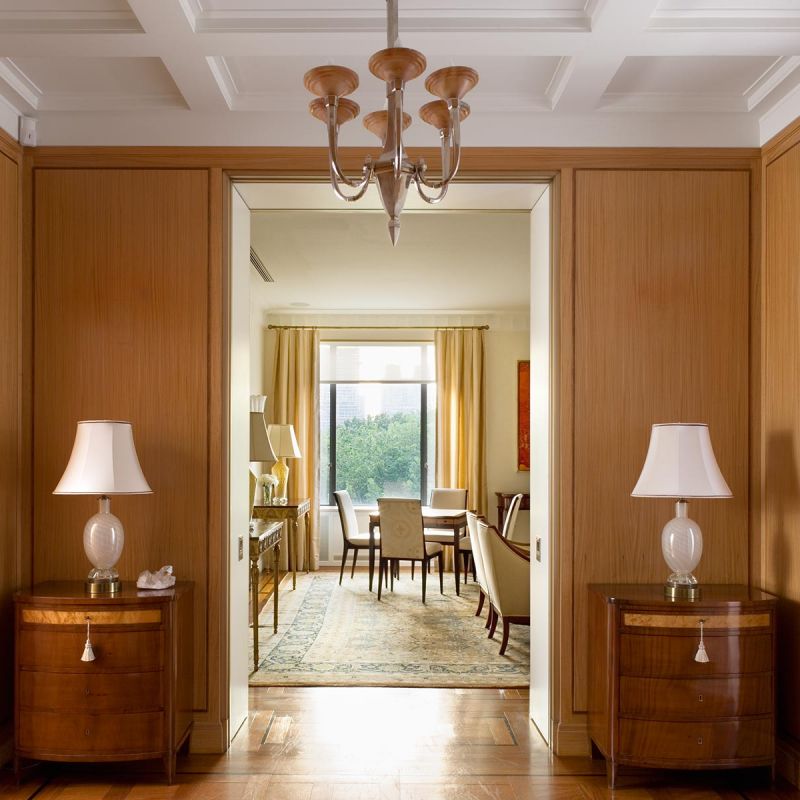© Gomez Associates