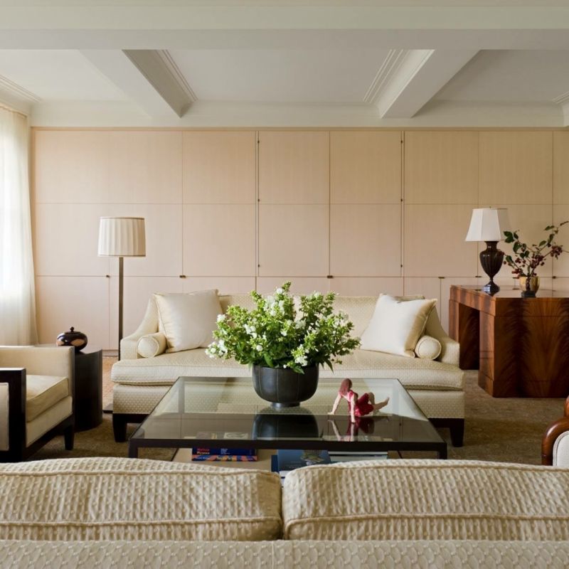 © Gomez Associates