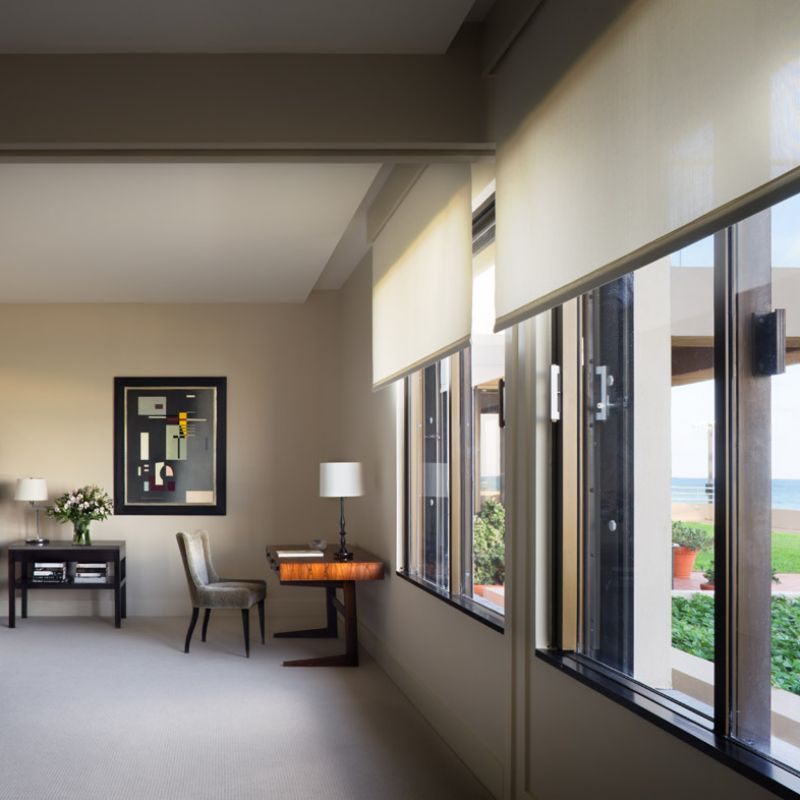 © Gomez Associates