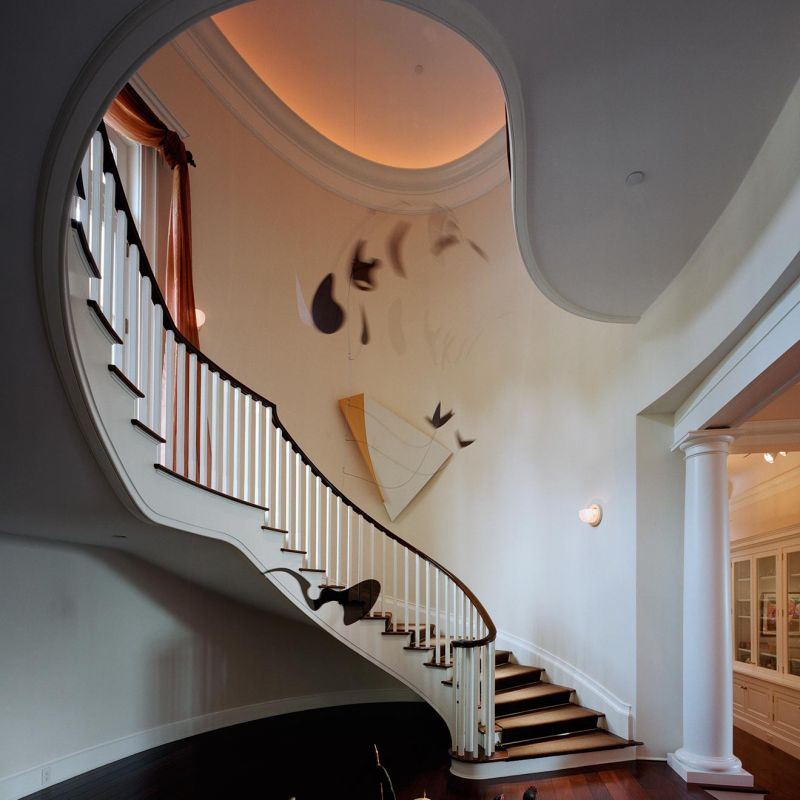 © Gomez Associates