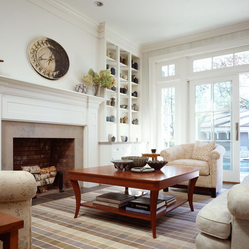 © Gomez Associates